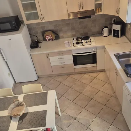 House Ana Grgurici By Guide