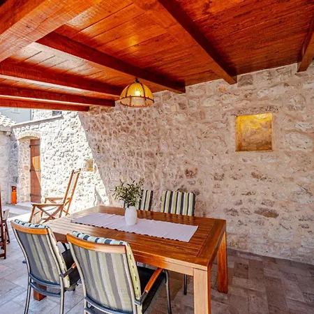 House Ana Grgurici By Guide * Slano