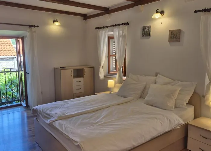 House Ana Grgurici By Guide * Слано